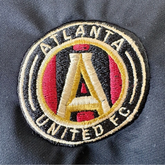 Adidas MLS Atlanta United Golf Quarter Zip Long Sleeve Small - Picture 3 of 5